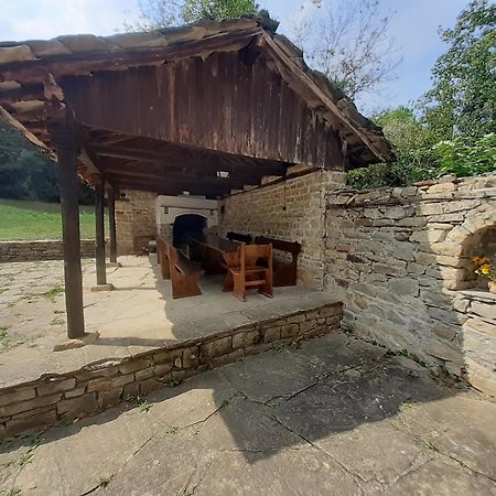 Къща За Гости Иван Карадимитров Bozhenți Exterior foto