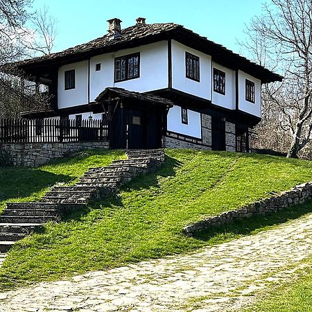 Къща За Гости Иван Карадимитров Bozhenți Exterior foto